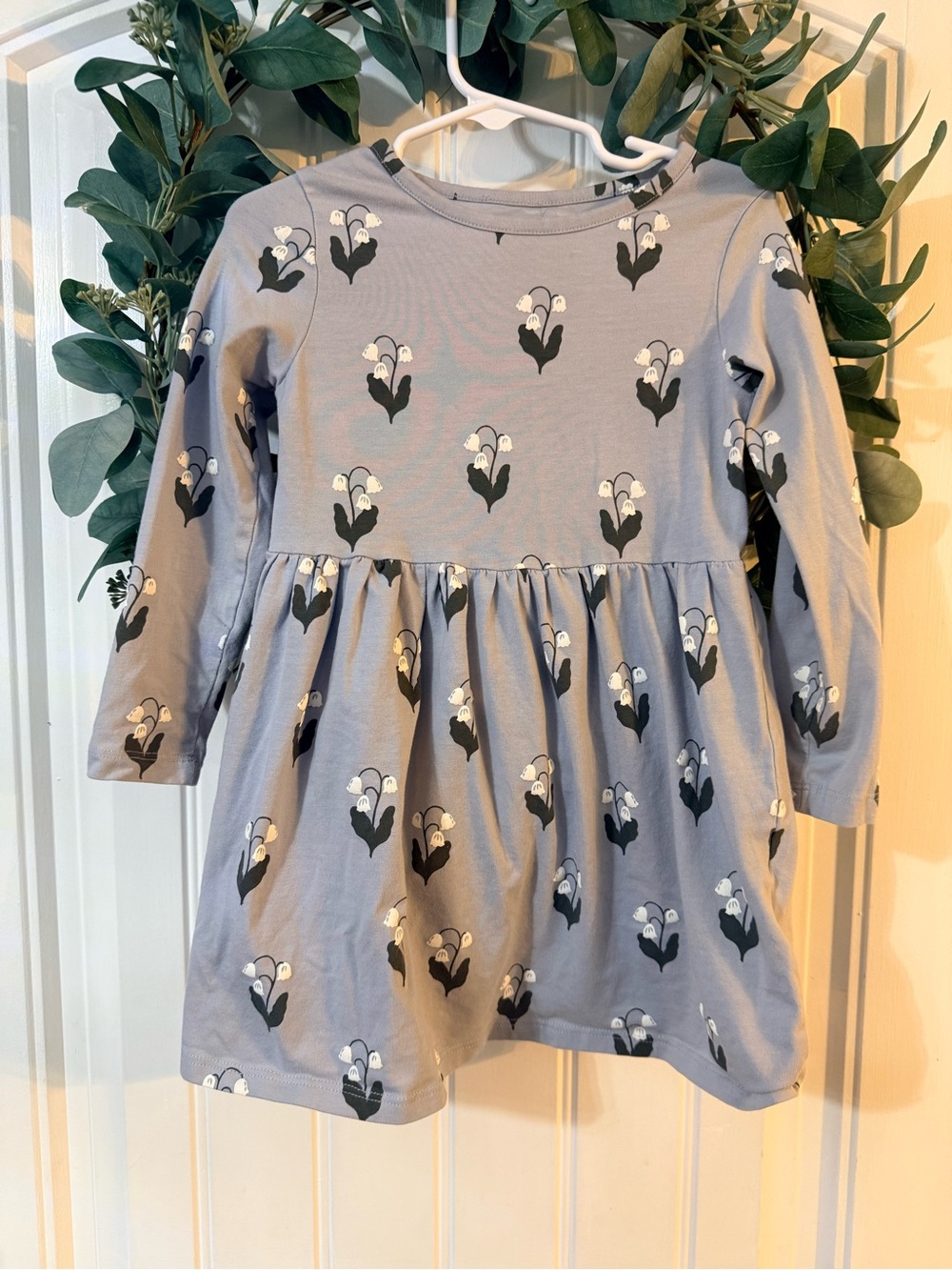💫4/$25 • H&M Light Blue Grey Floral Print Long Sleeve Cotton Dress